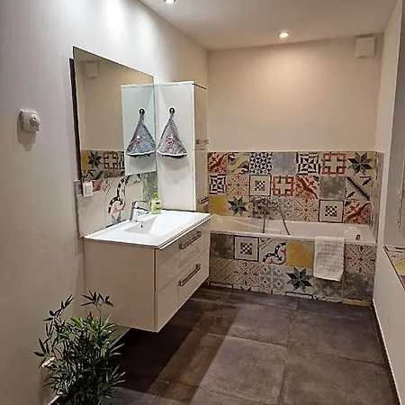 Chez Yann מלון